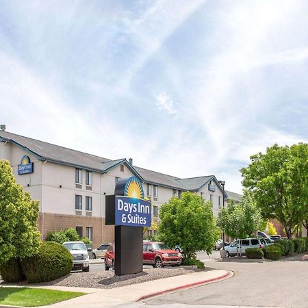 Days Inn & Suites By Wyndham Denver International Airport DEN Exterior foto
